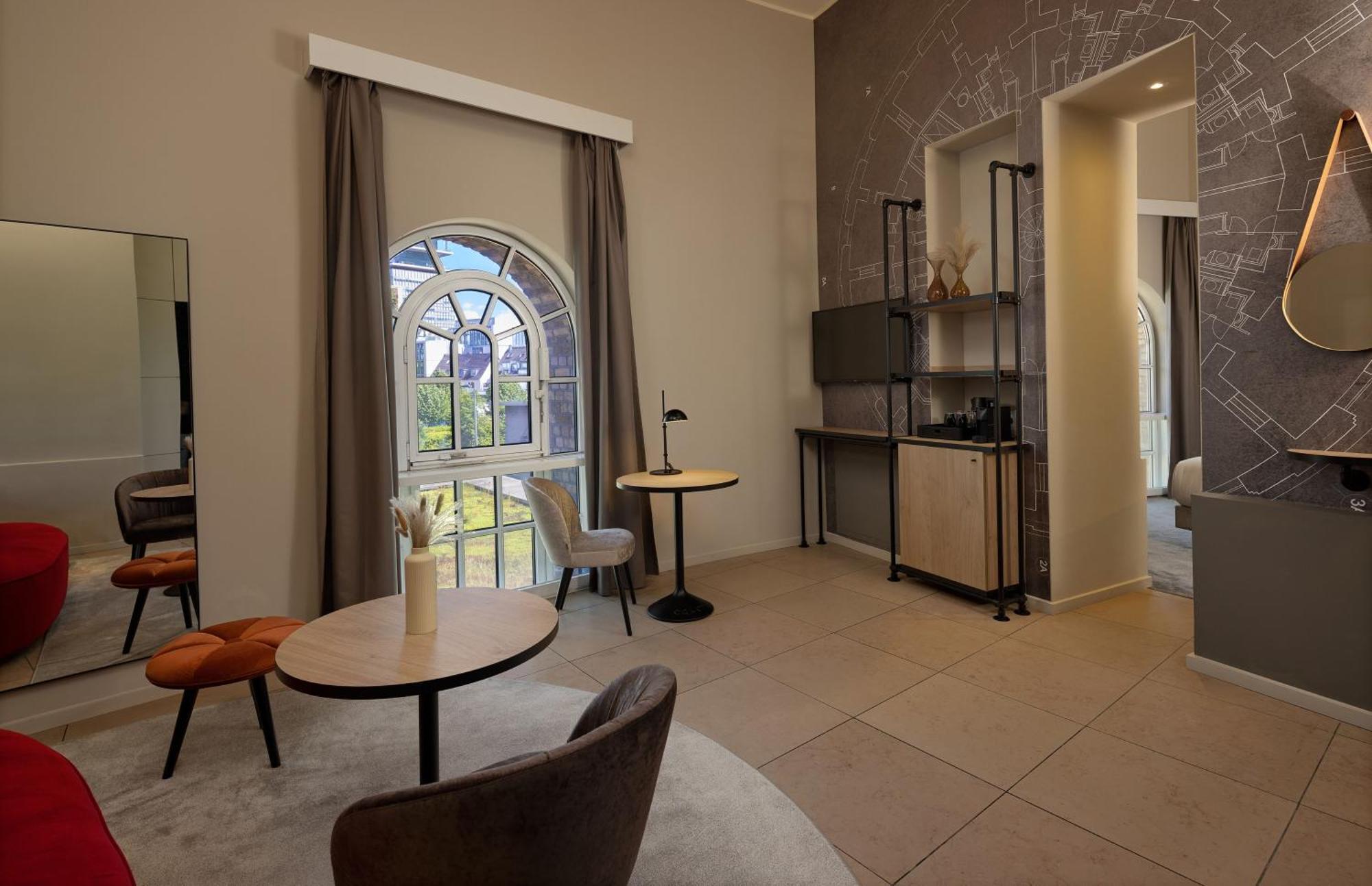 Wasserturm Cologne, Curio Collection By Hilton 4* Köln